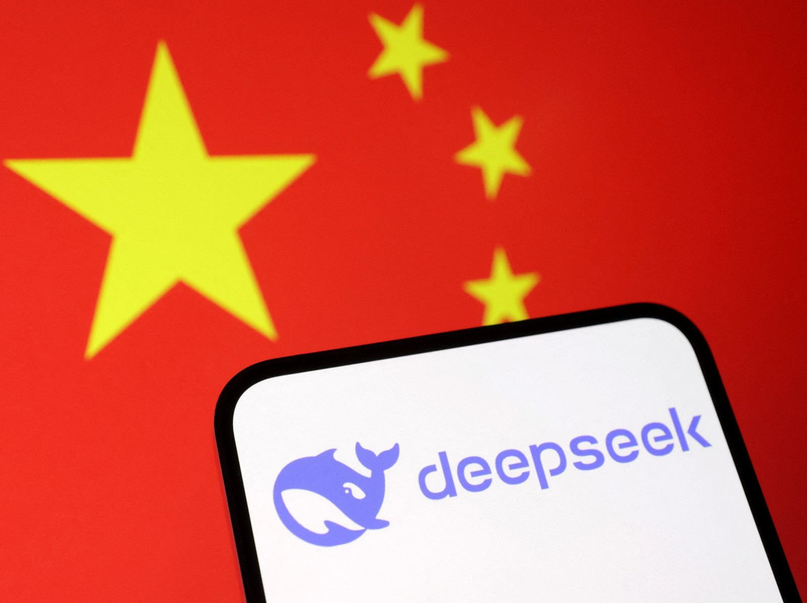 Почему выход нейросети DeepSeek обрушил фондовый рынок США?